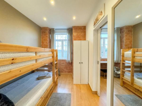 Quiet and Cozy, Easy Access to Lisbon Highlights #1880